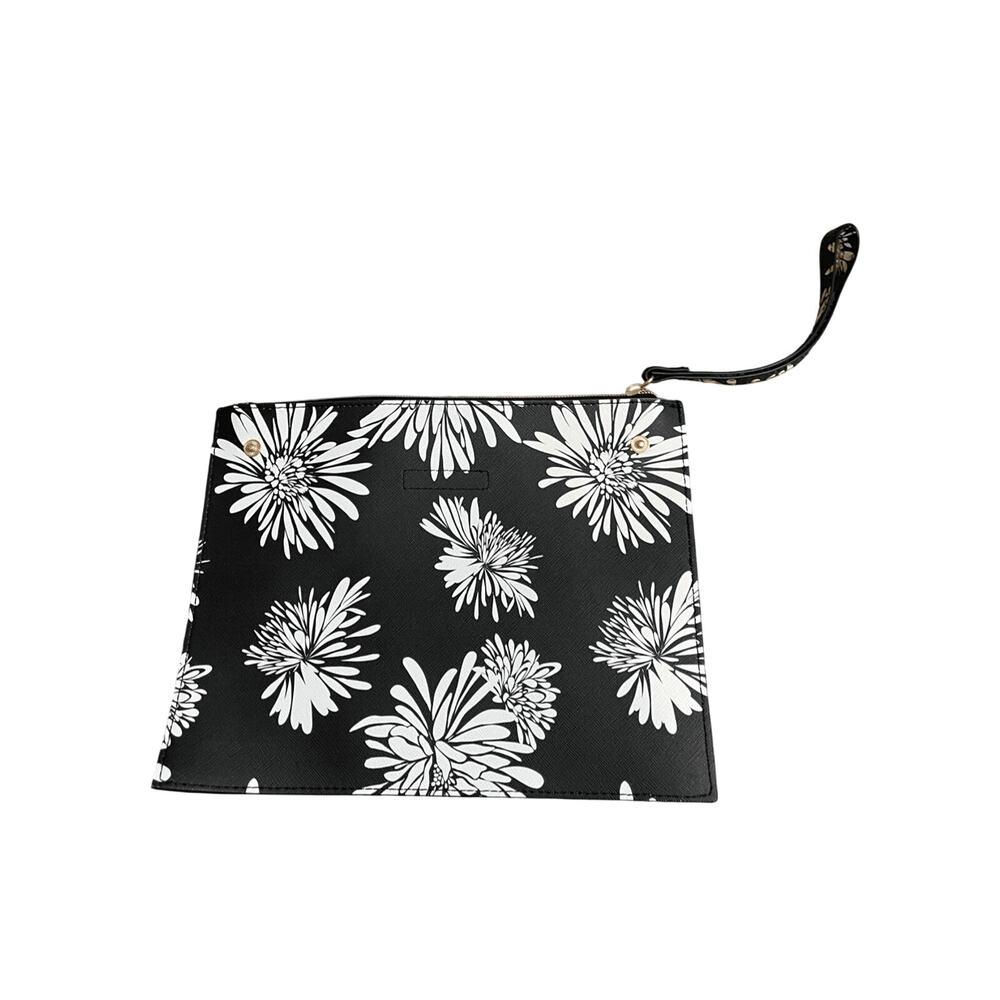 NWOT Trink by Trina Turk Floral Novelty Printed Black and White Wristlet Preppy